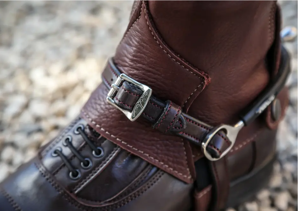 Dy'on Spur Straps