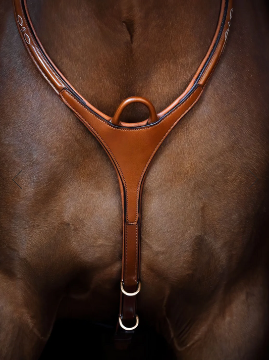 utzon horse breastplate