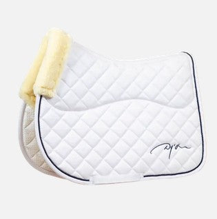 Dy'on Skin Friendly Saddle Pad show jumping