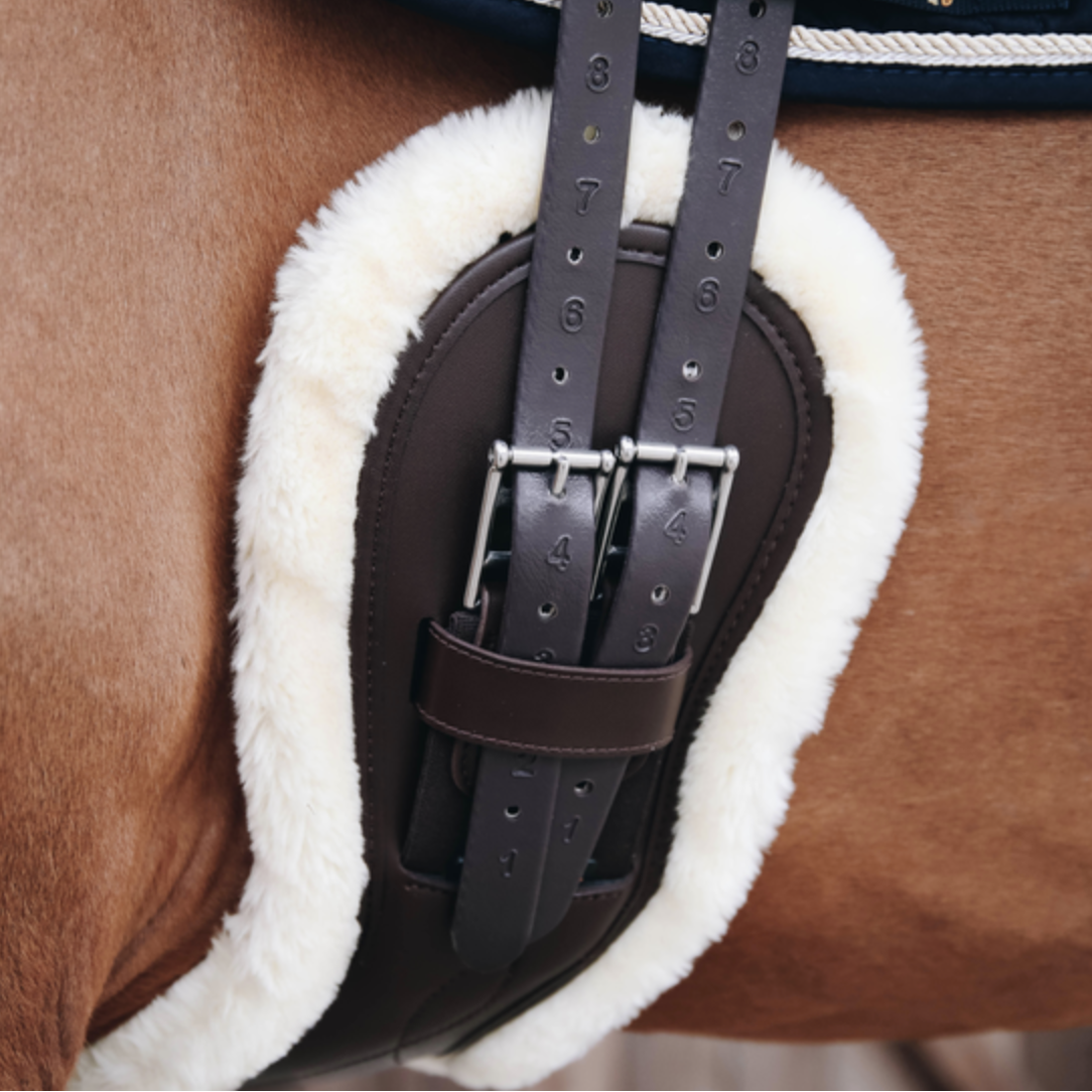 Kentucky Sheepskin Anatomic Short Girth Cover