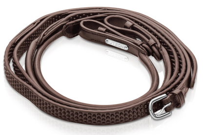 Utzon rolled reins with rubber in brown and metalware in silver
